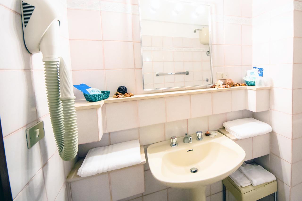 Hotel Palombella & Restaurant Frosinone Luaran gambar